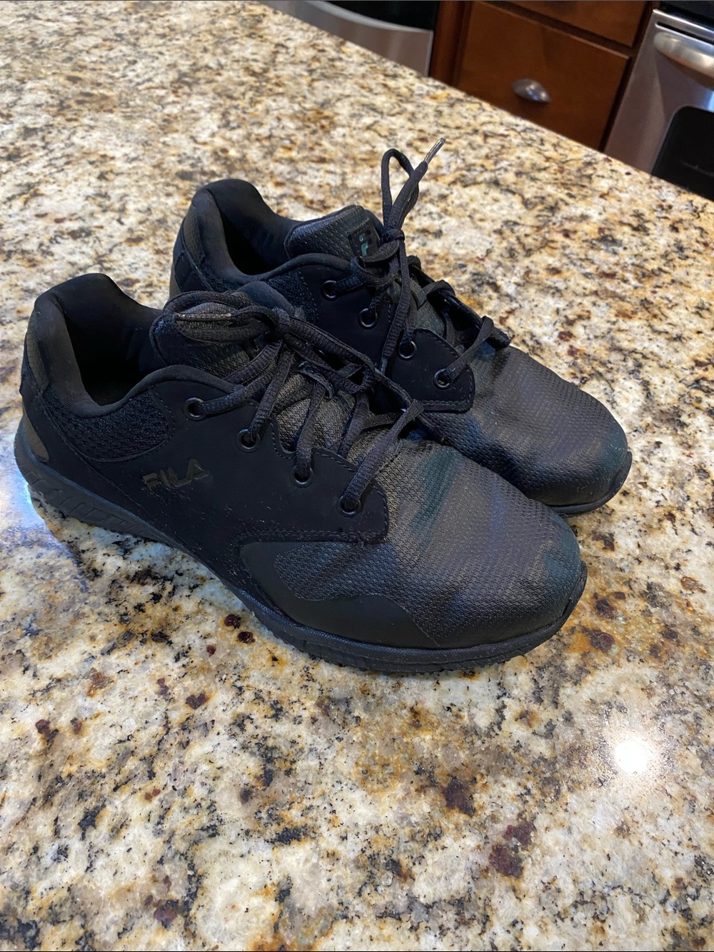 Fila Men's Black Athletic Running Shoes